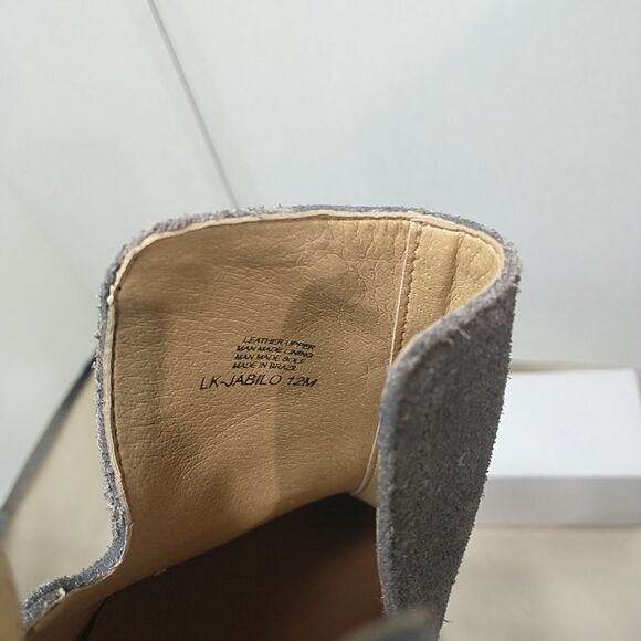 Lucky Brand Women’s SZ 12 M Jabilo Boot Suede Gray. Condition is Pre-owned. - Picture 7 of 12